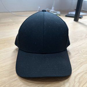 NWT Aritzia TNA Adjustable Baseball Cap